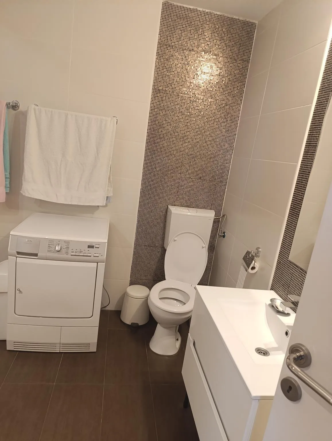Nekretnina Centar (Zemun)