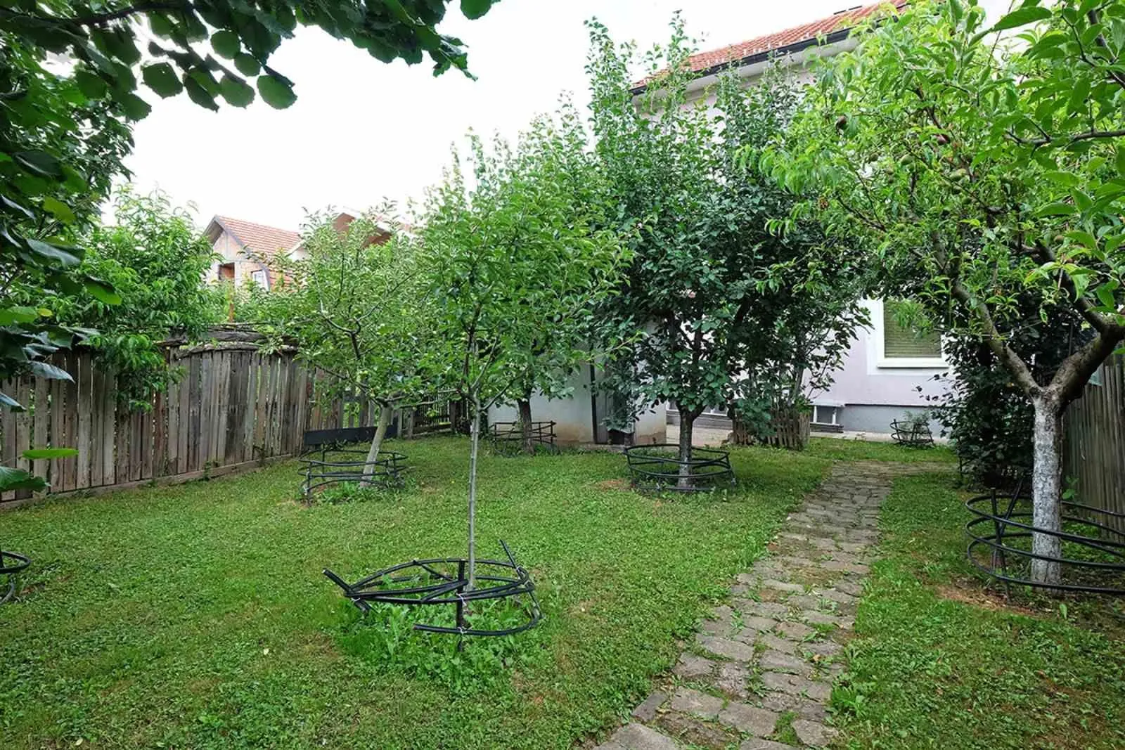Nekretnina Resnik (Rakovica)