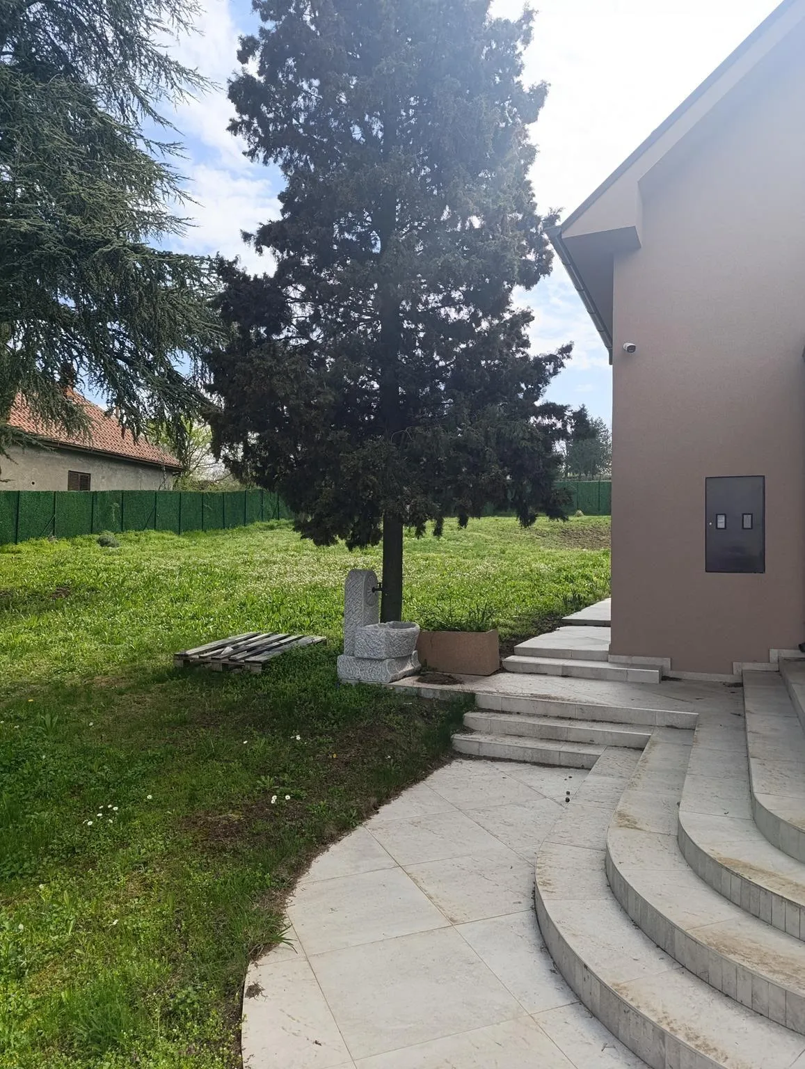 Nekretnina Krčedin